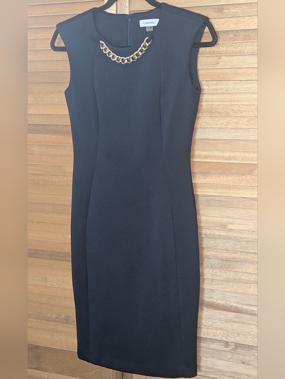 🔥EUC!!🔥Calvin Klein Black Sleeveless Midi Dress with Gold Chain